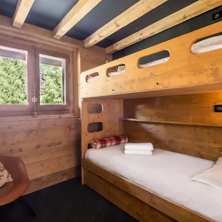 Racar Pour 4 Personnes, Centre Et Vue Sur La Montagne Appartement
