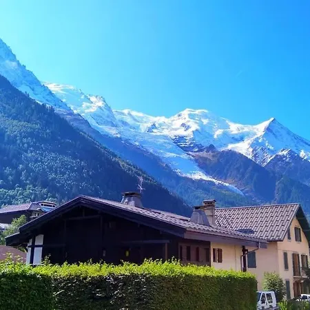Racar Pour 4 Personnes, Centre Et Vue Sur La Montagne