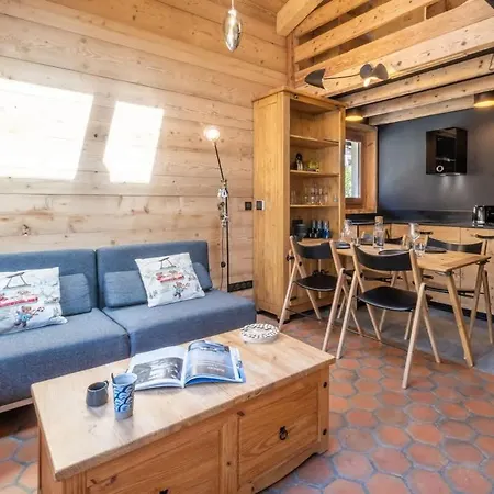 Racar Pour 4 Personnes, Centre Et Vue Sur La Montagne Appartement *